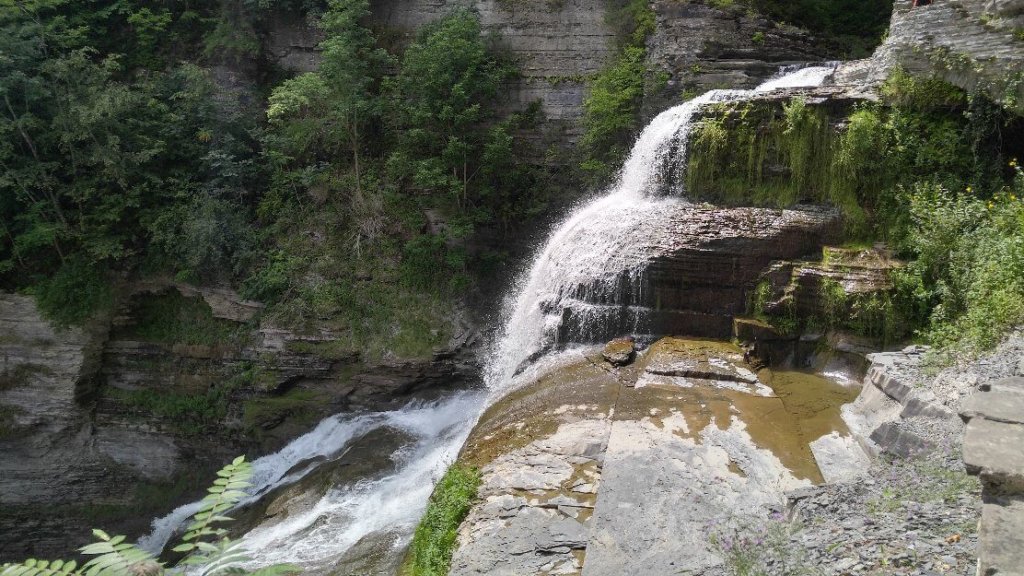 Waterfall kuRobert Treman State Park 2